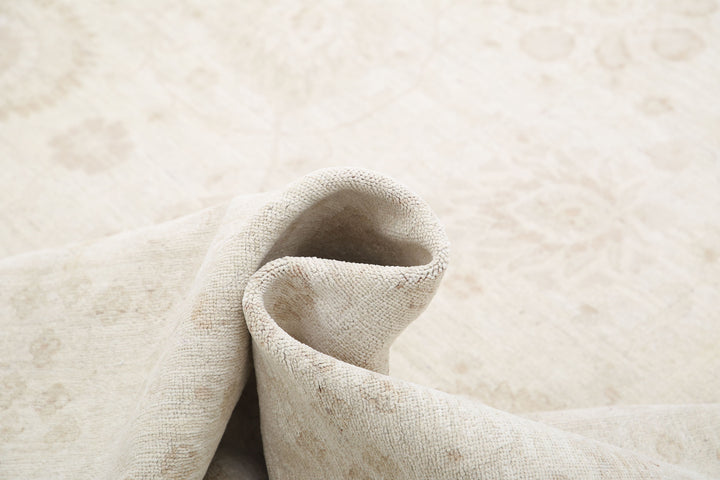 Ivory Afghan Serenity Rug 12'10" x 15'9" Hand-Knotted texture