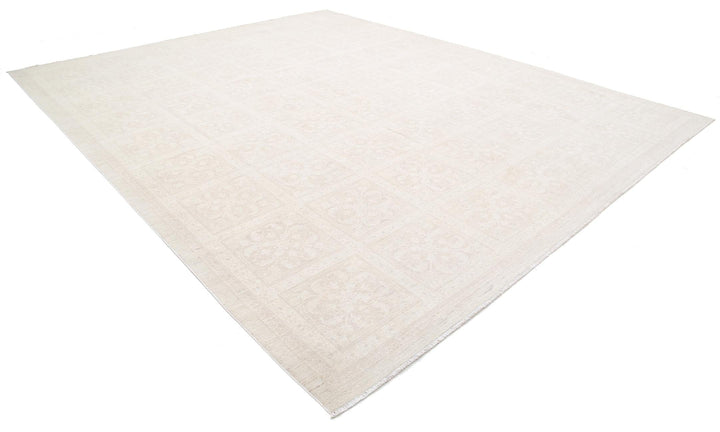 Brown Pakistani Oriental Rug 12'2" x 14'9" Hand-Knotted detail