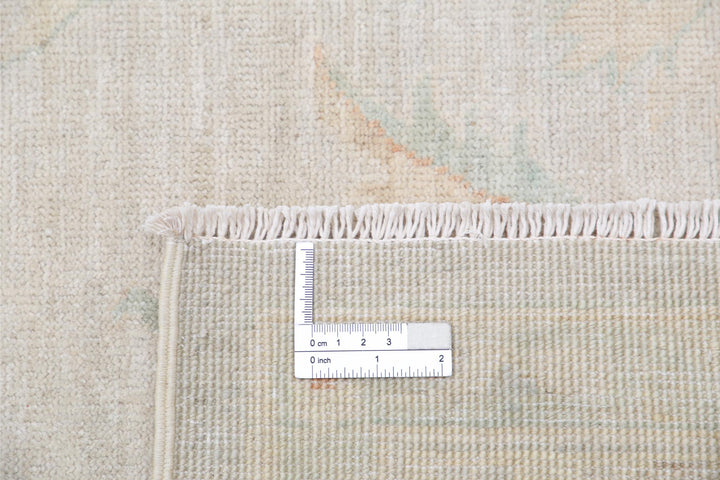 Serenity 9’ 2″ x 11’ 10” - No. AV73417 - ALRUG Rug Store