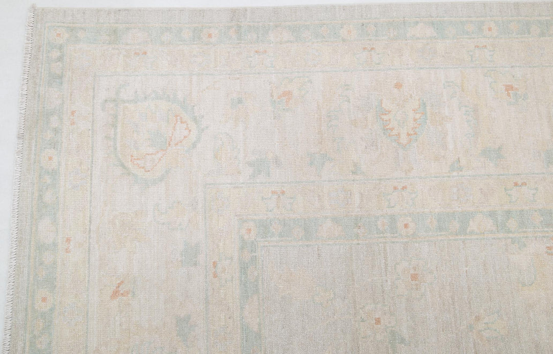 Serenity 9’ 2″ x 11’ 10” - No. AV73417 - ALRUG Rug Store