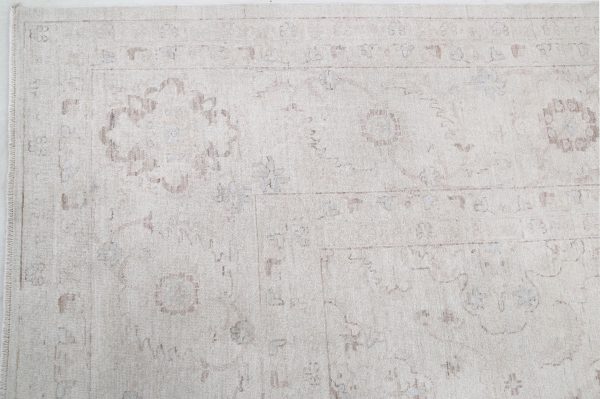 Ivory Serenity Rug 12' 0" x 14' 7" Hand-Knotted border