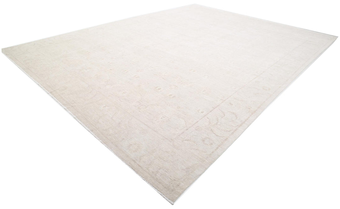 Serenity 12’ 10” x 17’ 2″ - No. AV85693 - ALRUG Rug Store