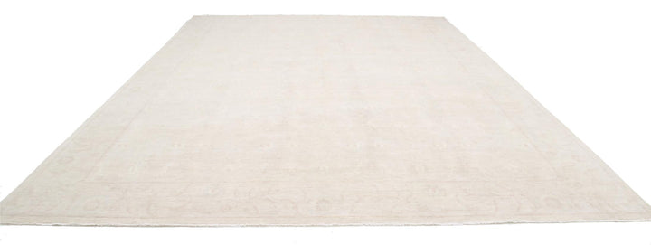 Serenity 12’ 10” x 17’ 2″ - No. AV85693 - ALRUG Rug Store