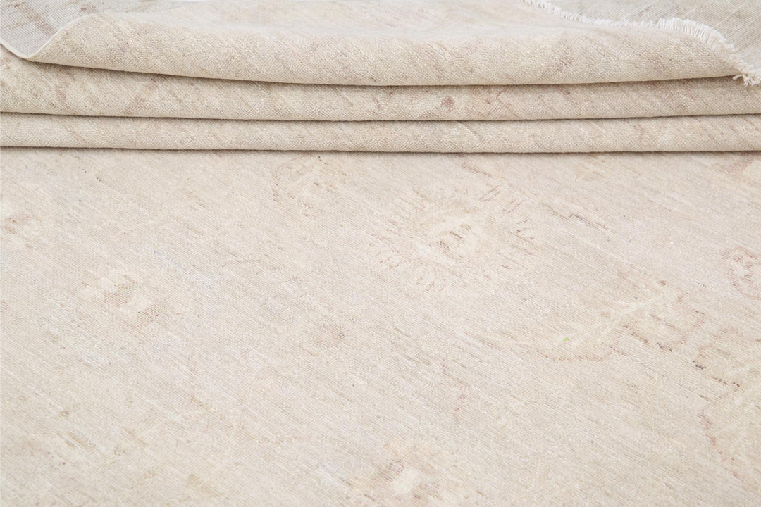 Serenity 12’ 10” x 17’ 2″ - No. AV85693 - ALRUG Rug Store