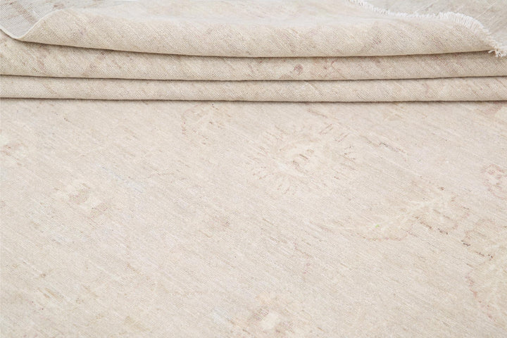 Serenity 12’ 10” x 17’ 2″ - No. AV85693 - ALRUG Rug Store