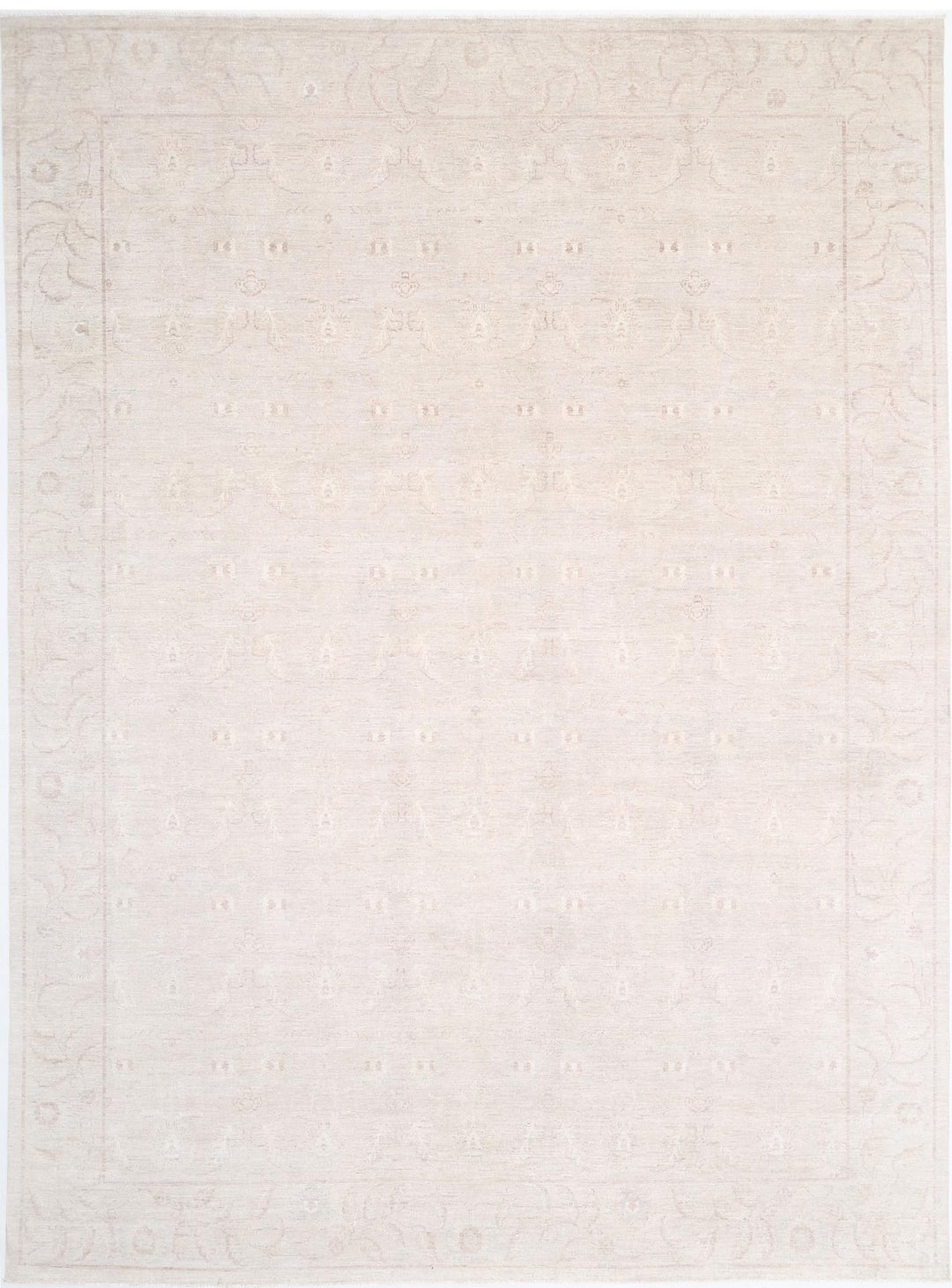 Serenity 12’ 10” x 17’ 2″ - No. AV85693 - ALRUG Rug Store