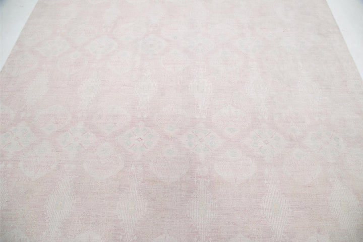 Serenity 8’ 0″ x 9’ 1″ - No. AV75239 - ALRUG Rug Store