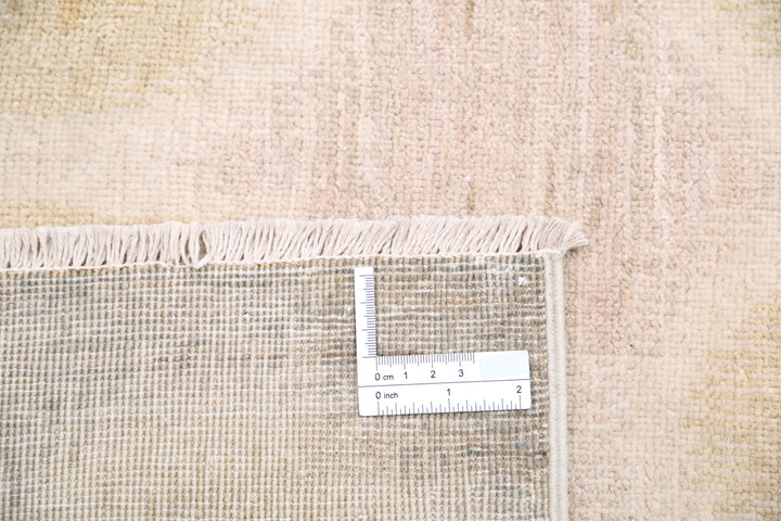 Artemix 9’ 2″ x 12’ 1″ - No. AV16567 - ALRUG Rug Store