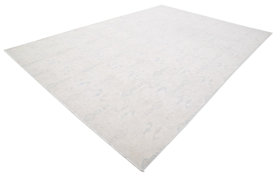 Serenity 9’ 10” x 14’ 2″ - No. AV74095 - ALRUG Rug Store