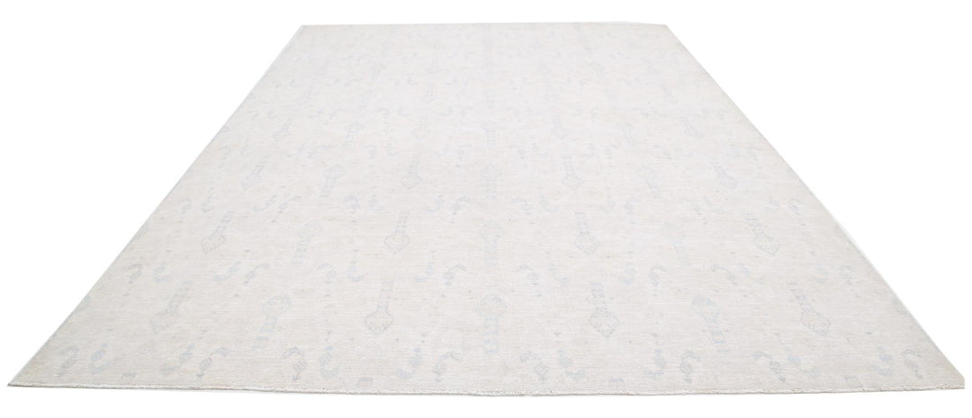 Serenity 9’ 10” x 14’ 2″ - No. AV74095 - ALRUG Rug Store