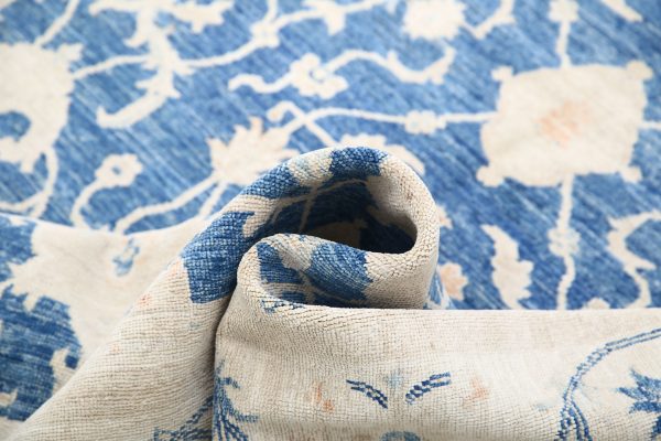 Serenity 5’ 5″ x 7’ 7″ - No. AV15068