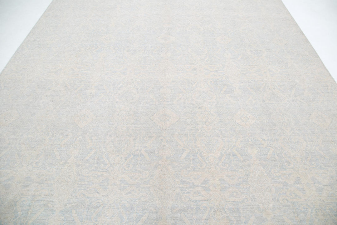 Serenity 9’ 4″ x 13’ 1″ - No. AV57285 - ALRUG Rug Store