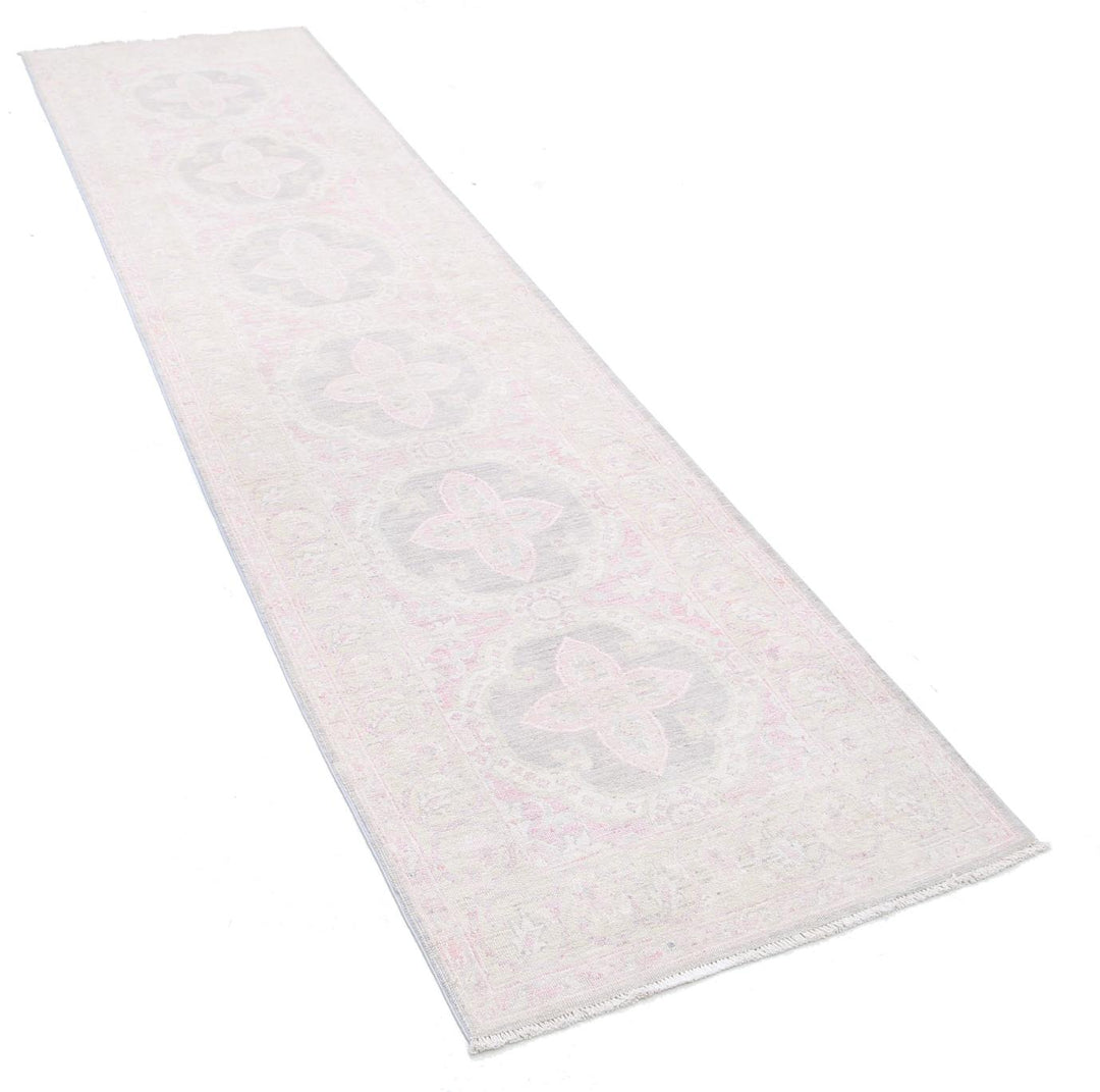 Serenity 2’ 7″ x 9’ 9″ - No. AV73496 - ALRUG Rug Store