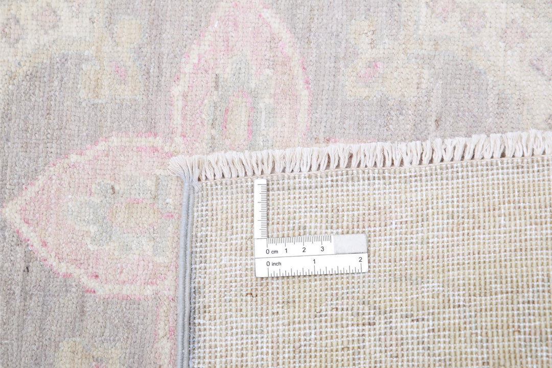 Serenity 2’ 7″ x 9’ 9″ - No. AV73496 - ALRUG Rug Store