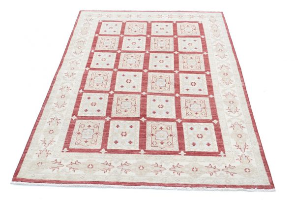 Ziegler 3’ 11” x 6’ 0″ - No. AV31448