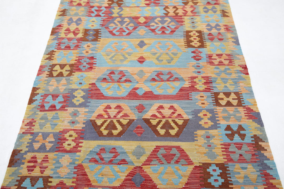 Kilim 3’ 8″ x 5’ 8″ - No. AV23753 - ALRUG Rug Store