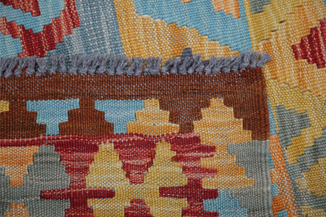 Kilim 3’ 8″ x 5’ 8″ - No. AV23753 - ALRUG Rug Store