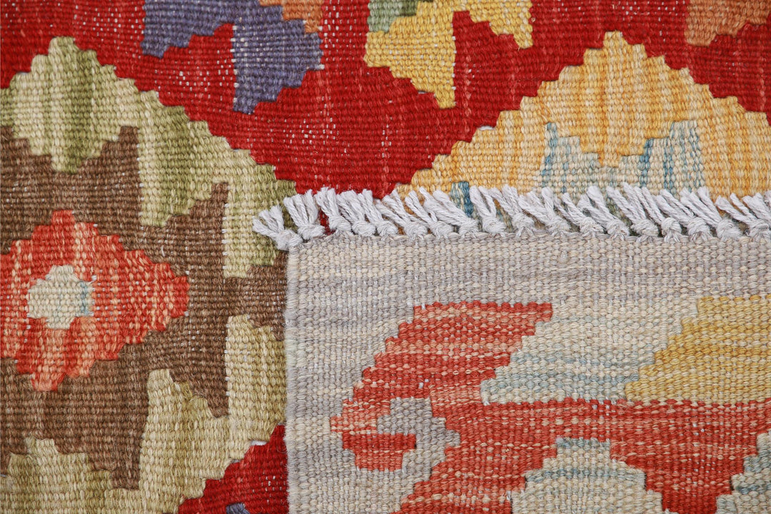 Kilim 2’ 8″ x 4’ 1″ - No. AV55297 - ALRUG Rug Store