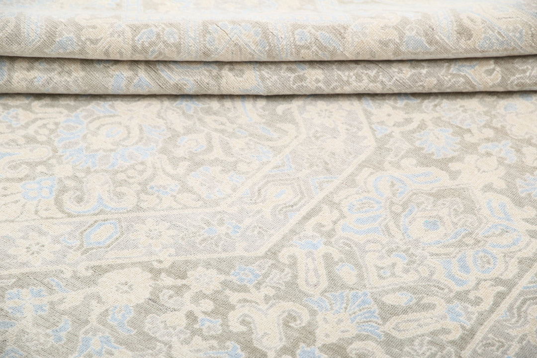 Serenity 8’ 9″ x 11’ 10” - No. AV90107 - ALRUG Rug Store