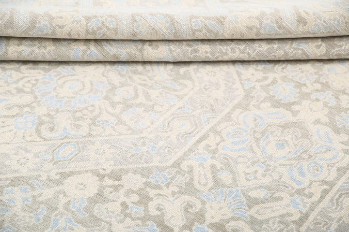 Serenity 8’ 9″ x 11’ 10” - No. AV90107 - ALRUG Rug Store