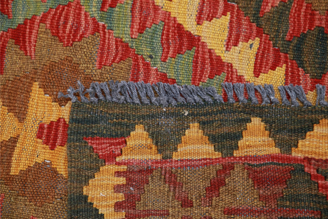 Kilim 3’ 1″ x 4’ 9″ - No. AV14190 - ALRUG Rug Store