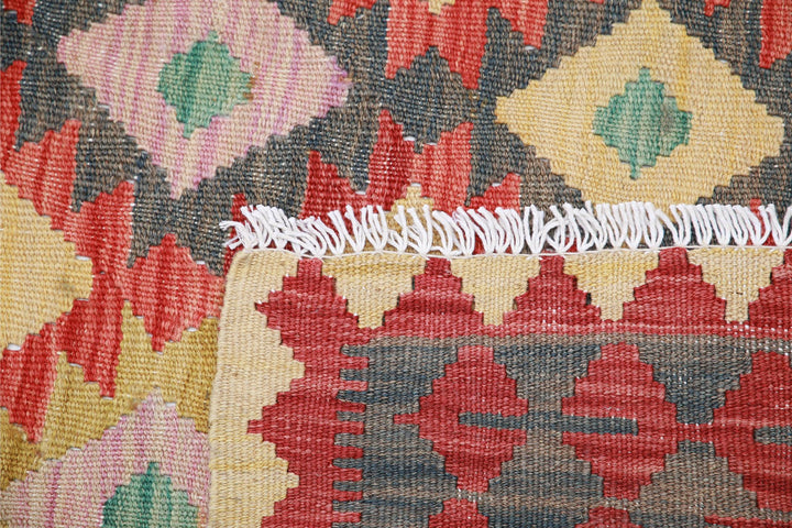 Kilim 4’ 11” x 6’ 1″ - No. AV34742 - ALRUG Rug Store