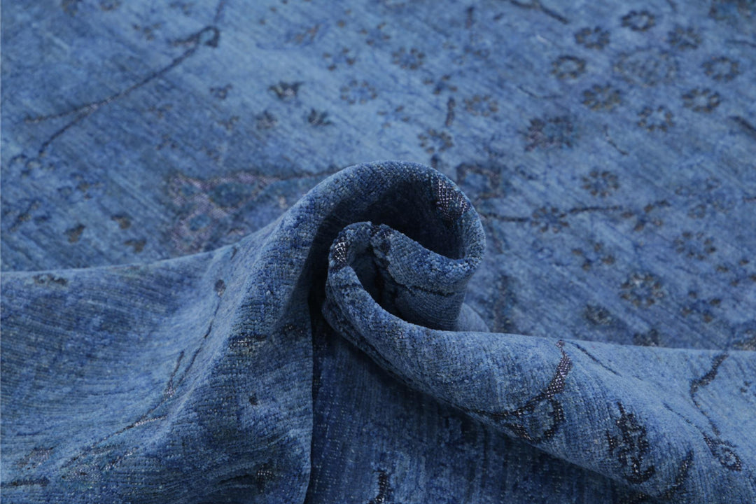 Onyx 8’ 0″ x 10’ 8″ - No. AV56513 - ALRUG Rug Store