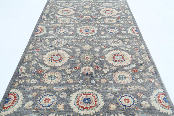 Artemix 5’ 0″ x 11’ 8″ - No. AV83275 - ALRUG Rug Store