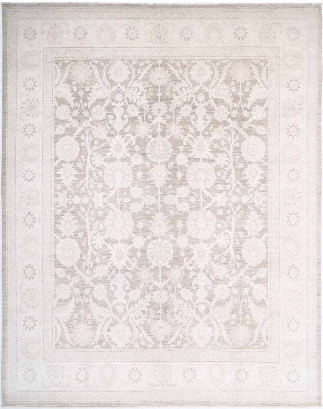 Serenity 11’ 9″ x 14’ 9″ - No. AV82574 - ALRUG Rug Store