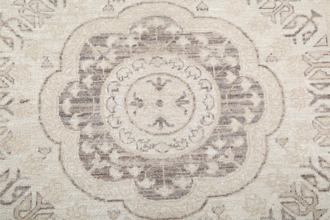 Mamluk 3’ 1″ x 9’ 6″ - No. AV21150 - ALRUG Rug Store