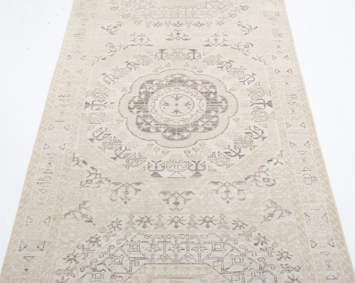 Mamluk 3’ 5″ x 9’ 5″ - No. AV12556 - ALRUG Rug Store