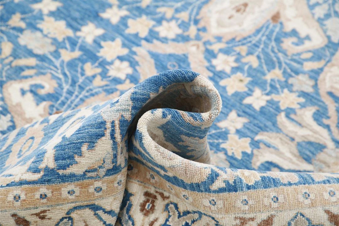 Serenity 8’ 6″ x 11’ 11” - No. AV39586 - ALRUG Rug Store