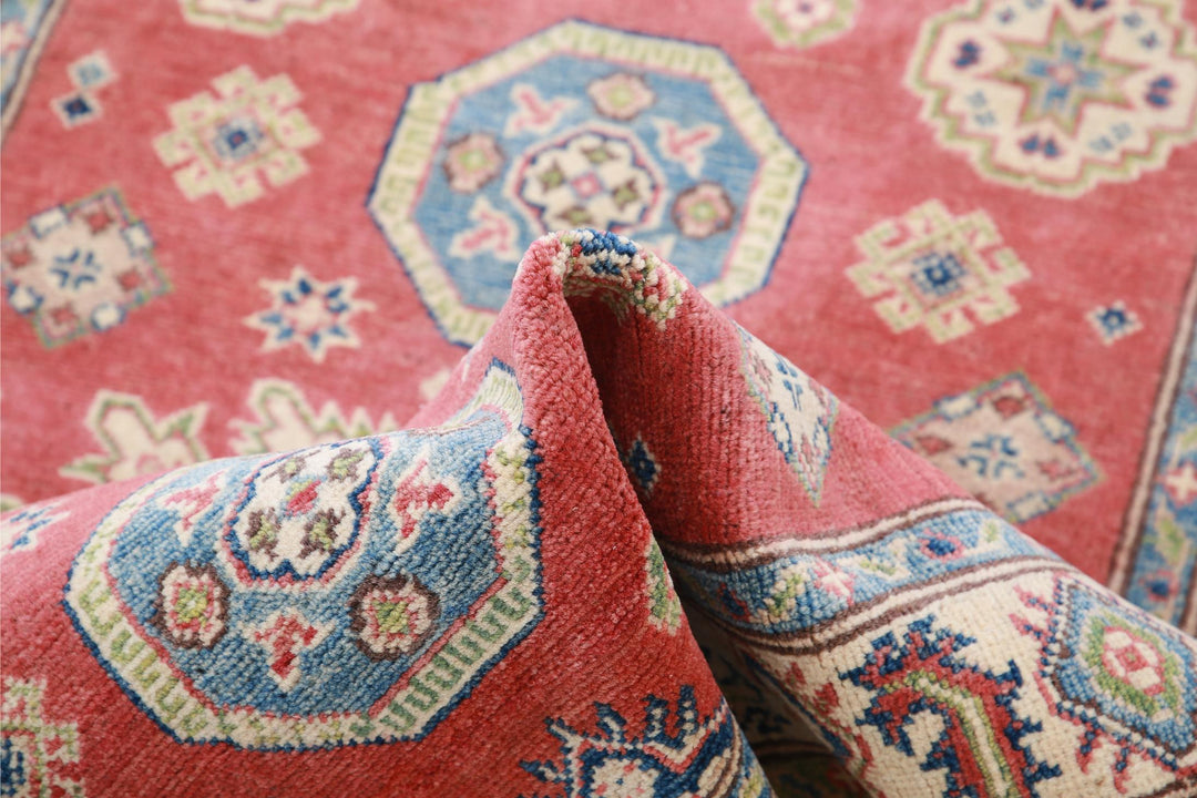 Kazak 3’ 3″ x 4’ 9″ - No. AV38167 - ALRUG Rug Store