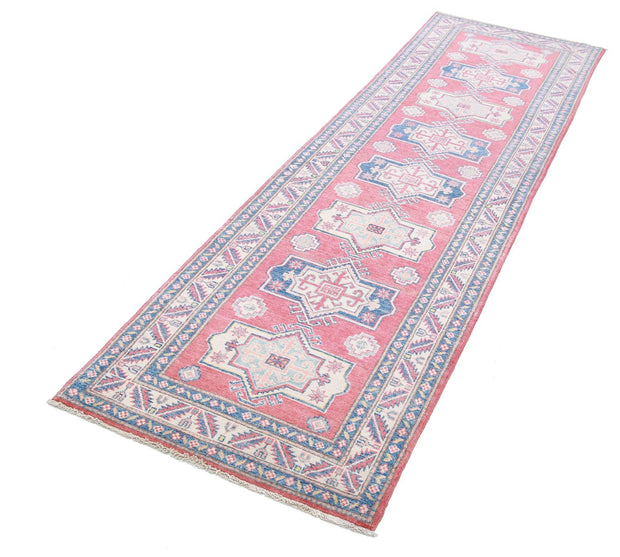 Kazak 2’ 7″ x 9’ 0″ - No. AV11664 - ALRUG Rug Store