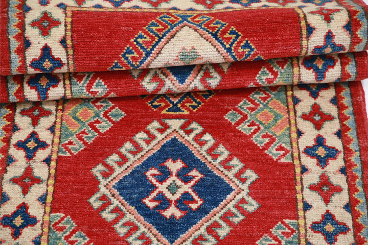 Kazak 2’ 0″ x 5’ 8″ - No. AV95083 - ALRUG Rug Store