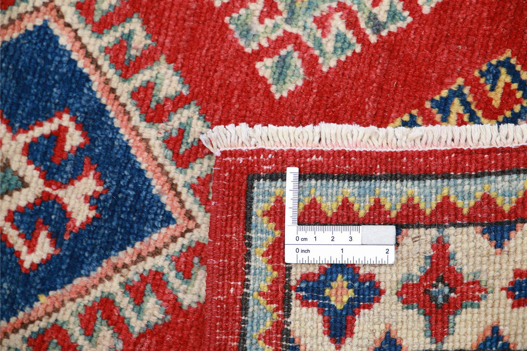 Kazak 2’ 0″ x 5’ 8″ - No. AV95083 - ALRUG Rug Store