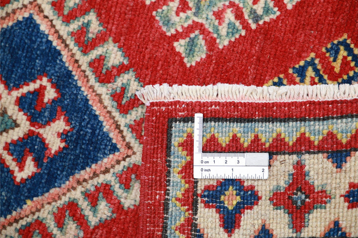 Kazak 2’ 0″ x 5’ 8″ - No. AV95083 - ALRUG Rug Store