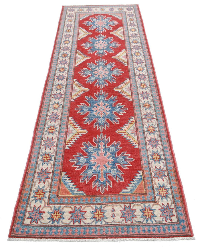 Kazak 2’ 7″ x 9’ 2″ - No. AV79474 - ALRUG Rug Store