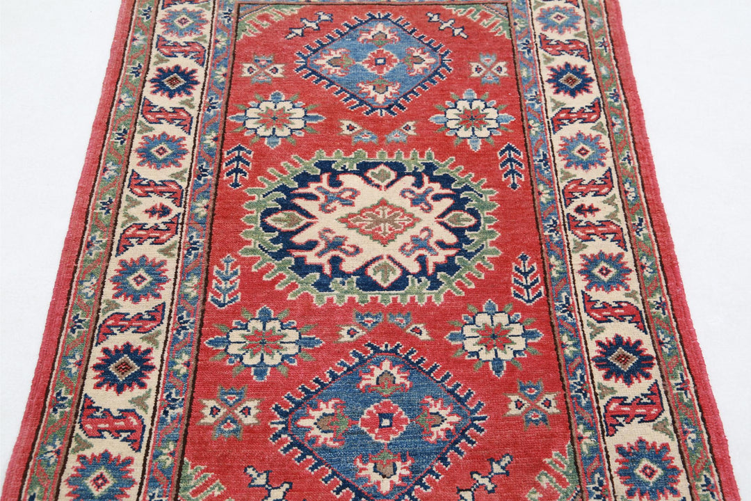 Kazak 3’ 0″ x 4’ 9″ - No. AV16594 - ALRUG Rug Store