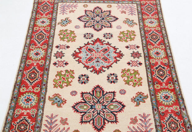 Kazak 3’ 3″ x 5’ 1″ - No. AV58295 - ALRUG Rug Store