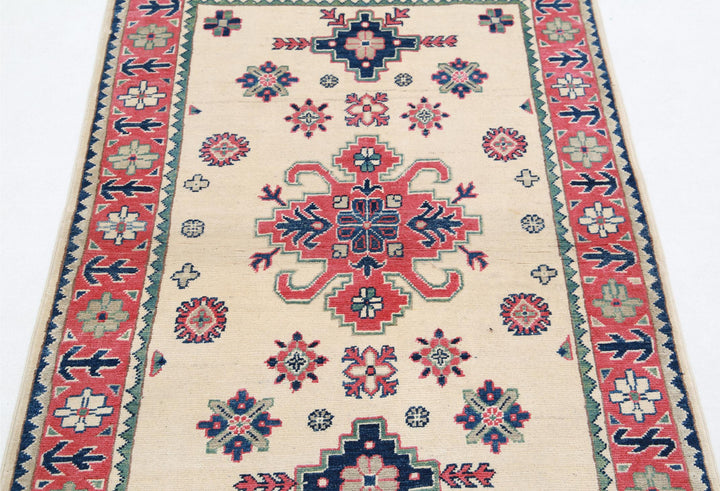 Kazak 3’ 2″ x 4’ 9″ - No. AV61693 - ALRUG Rug Store