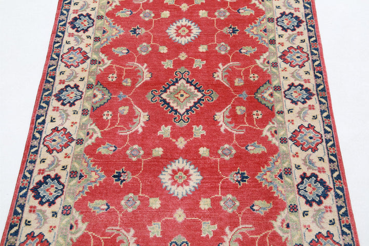 Kazak 3’ 1″ x 5’ 2″ - No. AV92631 - ALRUG Rug Store