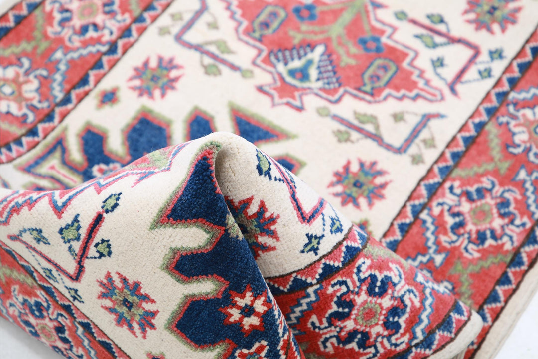 Kazak 2’ 6″ x 9’ 7″ - No. AV45101 - ALRUG Rug Store