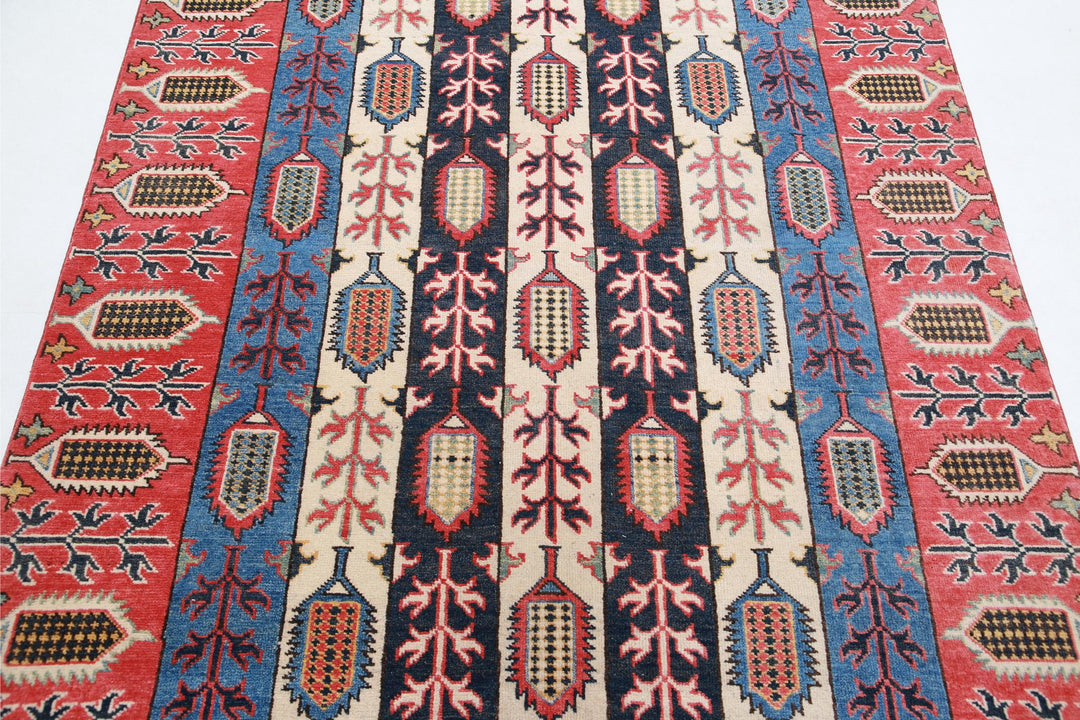 Kazak 4’ 11” x 6’ 7″ - No. AV96333 - ALRUG Rug Store