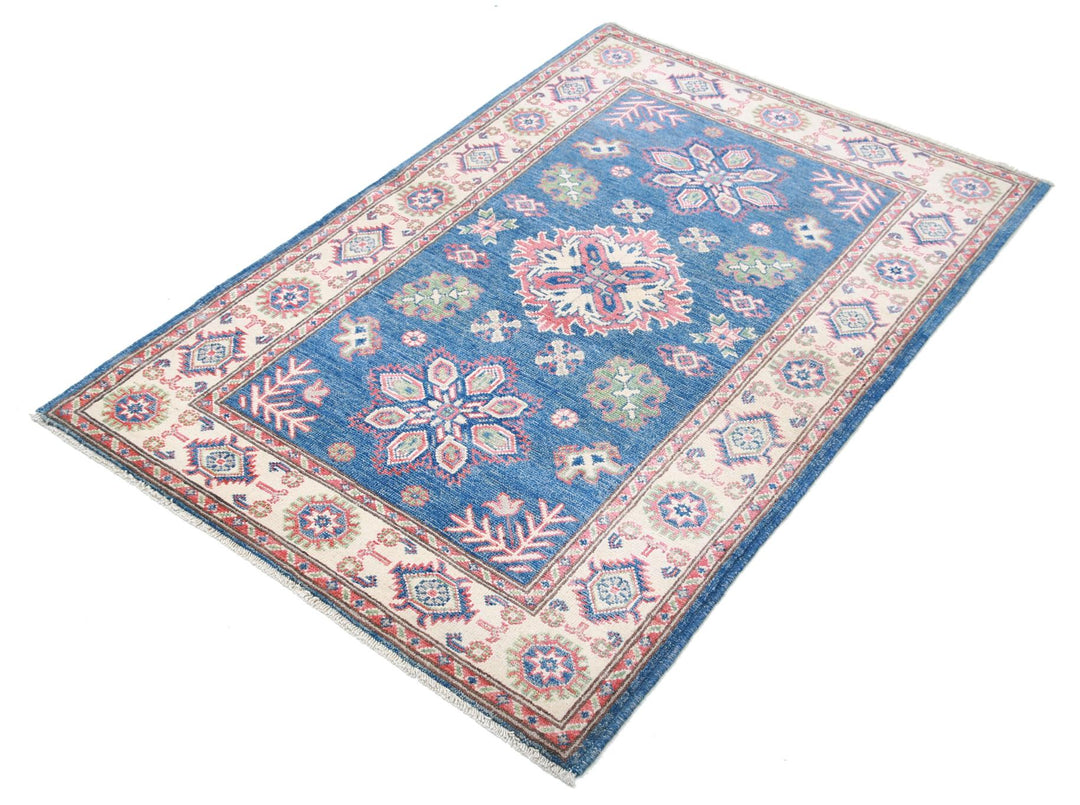 Kazak 3’ 3″ x 4’ 10” - No. AV70782 - ALRUG Rug Store