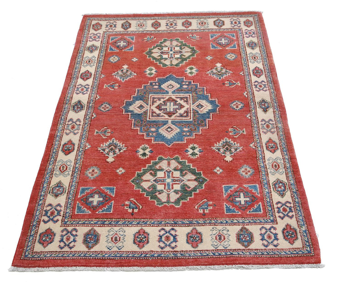 Kazak 3’ 2″ x 4’ 11” - No. AV96681 - ALRUG Rug Store