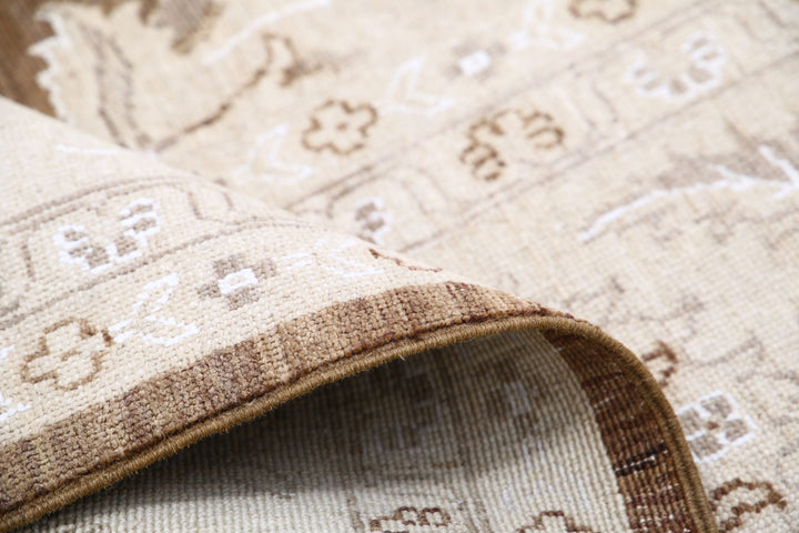 Serenity 8’ 9″ x 12’ 0″ - No. AV57881 - ALRUG Rug Store