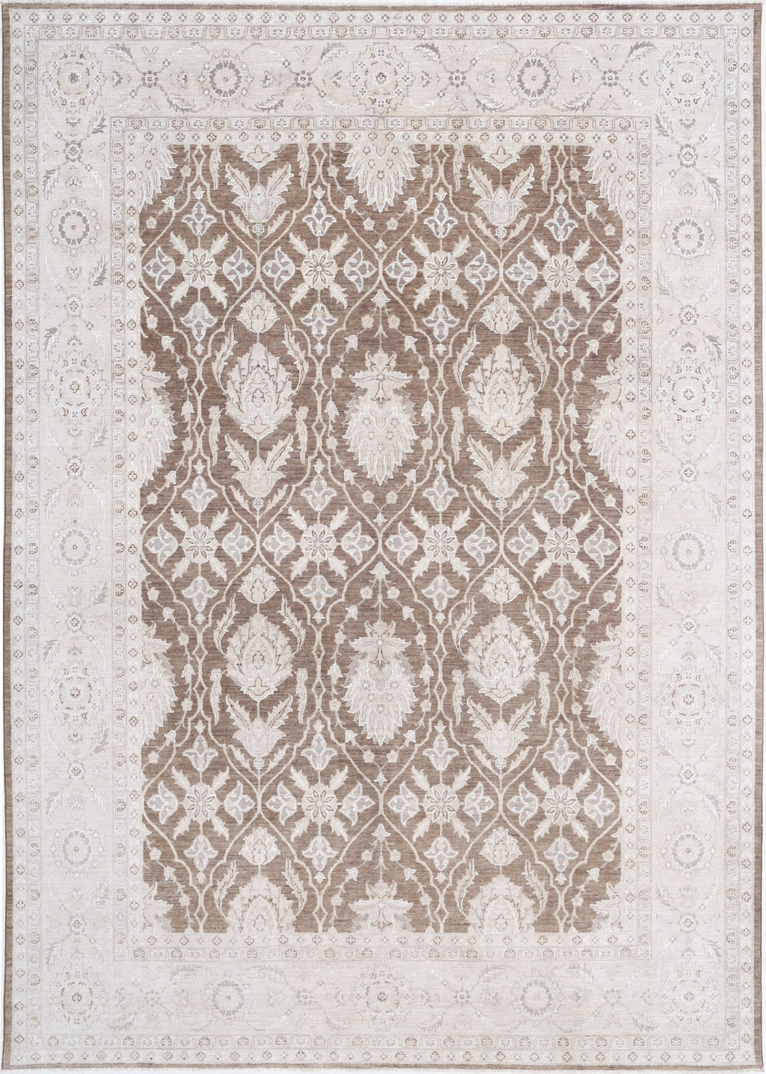 Serenity 8’ 9″ x 12’ 0″ - No. AV57881 - ALRUG Rug Store