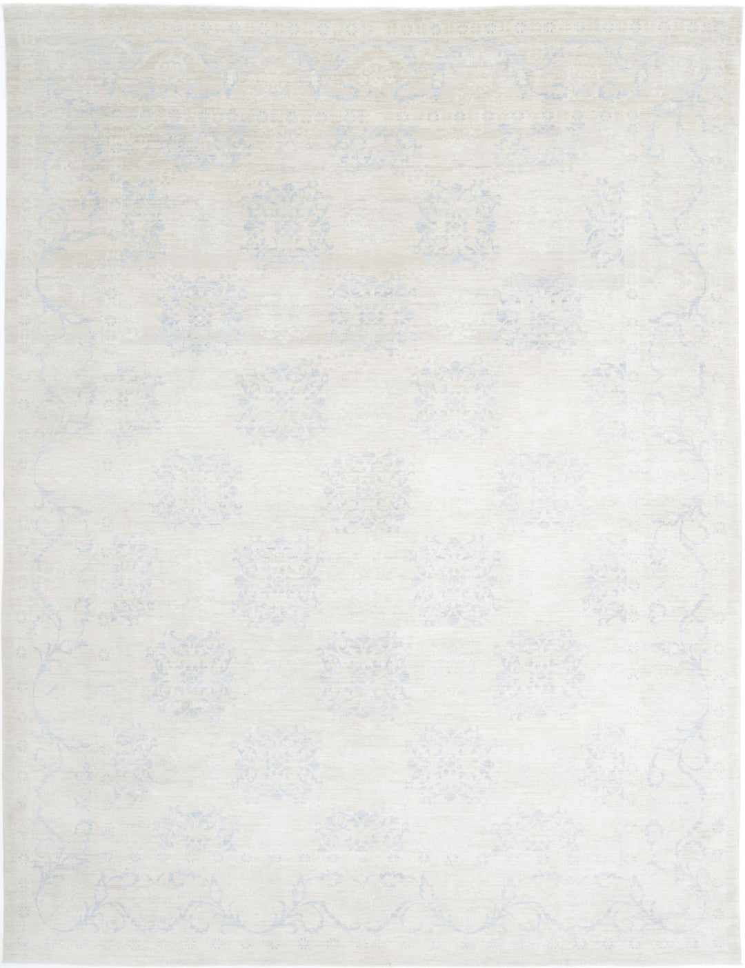 Serenity 9’ 1″ x 12’ 1″ - No. AV75724 - ALRUG Rug Store
