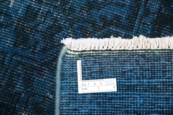 Overdye 2’ 6″ x 12’ 2″ - No. AV80231